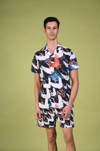 Tropical Flight
Sunset n' Seabirds Resort Shirt- Sky Captain